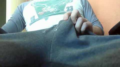 Snapshot of dweav240 chatting on February 7, 2025, 4:56 pm dweav240 online show from February 7, 2025, 4:56 pm