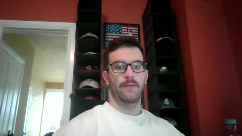 Snapshot of dweav240 chatting on October 20, 2025, 7:36 pm dweav240 online show from October 20, 2025, 7:36 pm