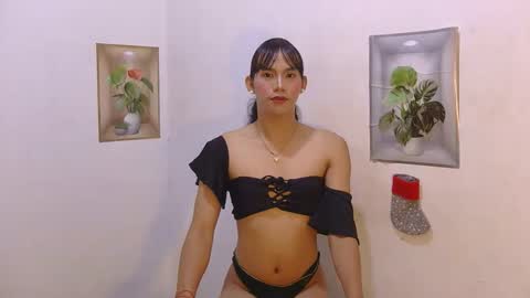 Snapshot of dy_namite chatting on March 9, 2026, 5:17 pm dy_namite online show from March 9, 2026, 5:17 pm