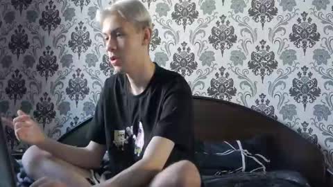 Adrian online show from September 22, 2025, 6:37 am