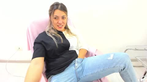 Snapshot of dyanakaylin chatting on December 2, 2024, 1:03 am dayana online show from December 2, 2024, 1:03 am