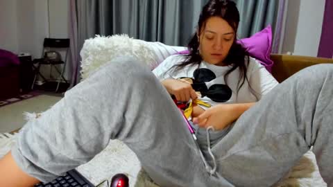 Snapshot of dyanakaylin chatting on February 4, 2025, 4:48 am dayana online show from February 4, 2025, 4:48 am