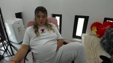 dayana online show from June 2, 2026, 5:09 am