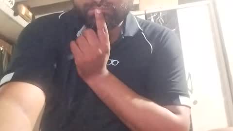 Rockhandsome online show from April 18, 2026, 5:17 pm