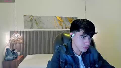 dyla_n18_ online show from July 28, 2026, 9:03 pm