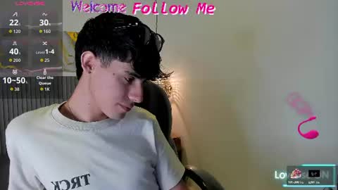dyla_n18_ online show from August 9, 2026, 8:14 pm