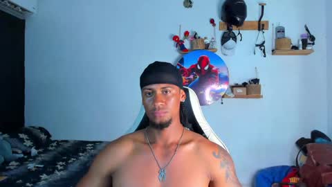 Snapshot of dylan_jake1 chatting on April 21, 2026, 12:45 am Dylan online show from April 21, 2026, 12:45 am