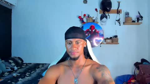 Snapshot of dylan_jake1 chatting on April 21, 2026, 1:42 am Dylan online show from April 21, 2026, 1:42 am