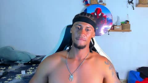 Snapshot of dylan_jake1 chatting on May 3, 2026, 1:55 am Dylan online show from May 3, 2026, 1:55 am