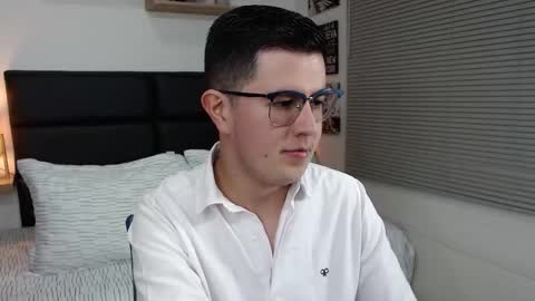  DYLAN SANTIAGO  online show from January 31, 2026, 9:13 pm