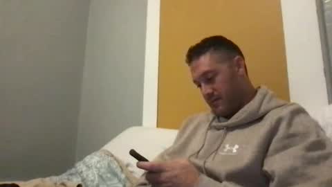 Snapshot of dylan_thick chatting on December 18, 2024, 6:43 am Dylans ThicK online show from December 18, 2024, 6:43 am