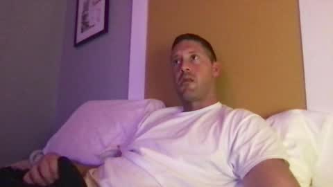 Snapshot of dylan_thick chatting on October 21, 2025, 4:46 am Dylans ThicK online show from October 21, 2025, 4:46 am