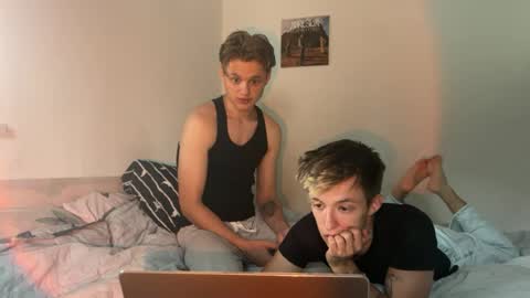 Snapshot of dylanandollie chatting on July 1, 2026, 5:45 pm Dylan and Ollie online show from July 1, 2026, 5:45 pm