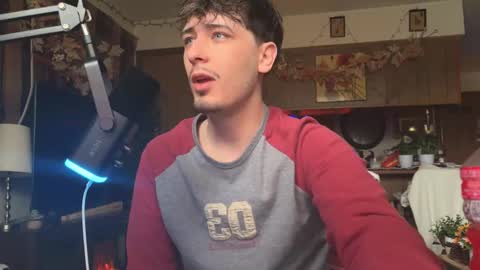 Dylan Daniel 7.8 online show from December 1, 2025, 3:17 pm