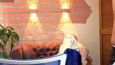 Snapshot of dylanstonne1 chatting on October 12, 2025, 8:30 pm D Y L A N online show from October 12, 2025, 8:30 pm