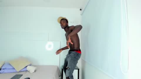 Dylan Taylor online show from January 18, 2025, 1:30 am