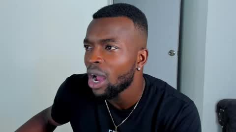 Dylan Taylor online show from October 8, 2025, 2:53 am