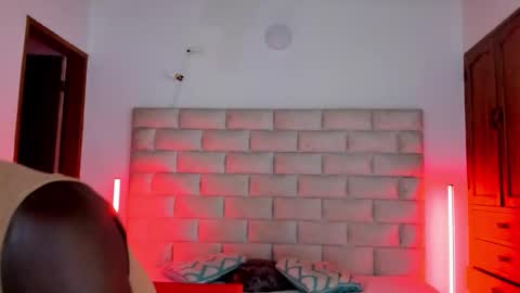 Dylan Taylor online show from January 7, 2026, 12:18 pm