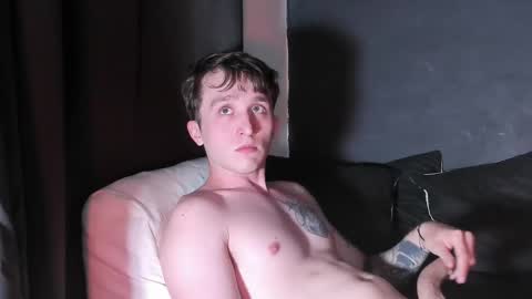 ---DYLAN--- online show from November 28, 2025, 4:37 am