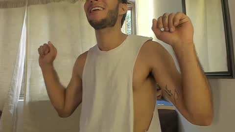 dylanxfun online show from December 6, 2024, 2:49 pm