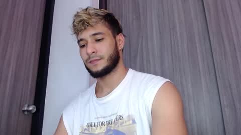 dylanxfun online show from October 1, 2025, 3:56 am