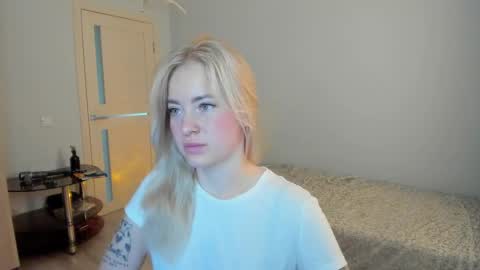 fansly - yourbestbaby online show from April 23, 2026, 4:35 am