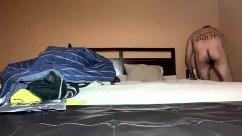 earl3232 online show from March 20, 2026, 2:22 pm