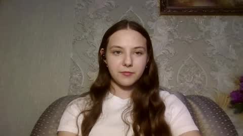 Yuni online show from May 8, 2026, 3:17 pm