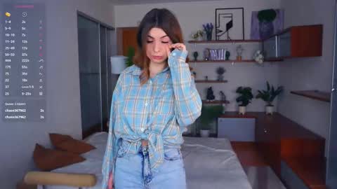 Emma online show from December 22, 2025, 6:43 am