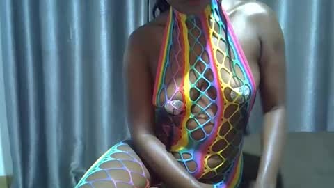 east_queen online show from September 12, 2025, 9:04 pm
