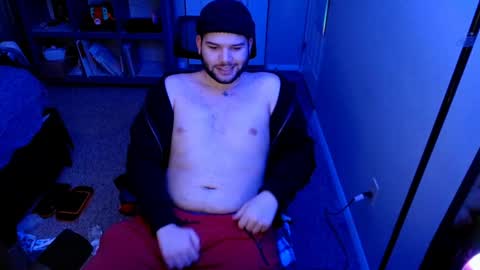 Snapshot of eastcoastboy03 chatting on December 19, 2024, 3:18 am Matt online show from December 19, 2024, 3:18 am