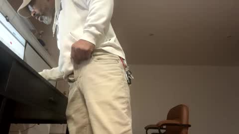 Snapshot of easternjerk chatting on October 24, 2025, 12:23 pm easternjerk online show from October 24, 2025, 12:23 pm