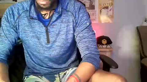 Snapshot of easybreezy20 chatting on October 12, 2025, 5:17 am TWITTER   INSTAGRAM    easybreezy20   ONLINE 1230 AM TO 7AM online show from October 12, 2025, 5:17 am