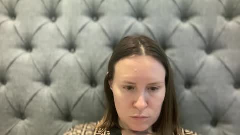 Nadia Ferreira  online show from December 13, 2024, 8:20 am