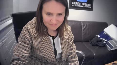 Snapshot of eatmypie69 chatting on February 26, 2026, 9:25 pm Nadia Ferreira online show from February 26, 2026, 9:25 pm