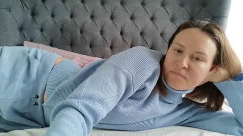 Snapshot of eatmypie69 chatting on April 1, 2026, 9:54 am Nadia Ferreira online show from April 1, 2026, 9:54 am
