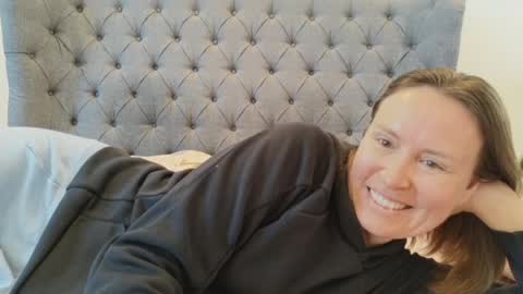 Snapshot of eatmypie69 chatting on April 7, 2026, 9:10 am Nadia Ferreira online show from April 7, 2026, 9:10 am