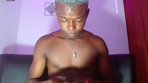 Snapshot of ebonny_stallion chatting on December 13, 2024, 1:33 pm Chris Palaz online show from December 13, 2024, 1:33 pm