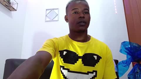Snapshot of ebonny_stallion chatting on December 18, 2024, 7:19 pm Chris Palaz online show from December 18, 2024, 7:19 pm