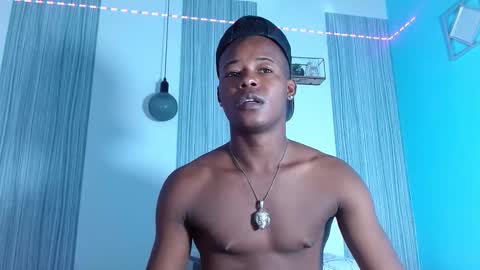 Chris Palaz  online show from November 27, 2025, 6:43 pm