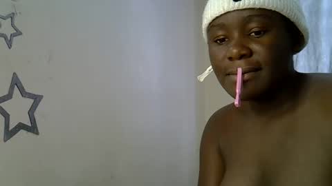 Queen online show from December 20, 2025, 8:54 am