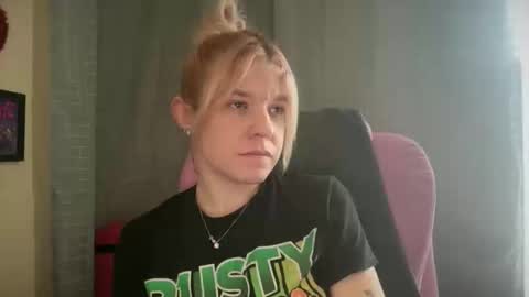 Snapshot of ebony8ivory chatting on February 21, 2026, 7:04 pm americnbarbie online show from February 21, 2026, 7:04 pm