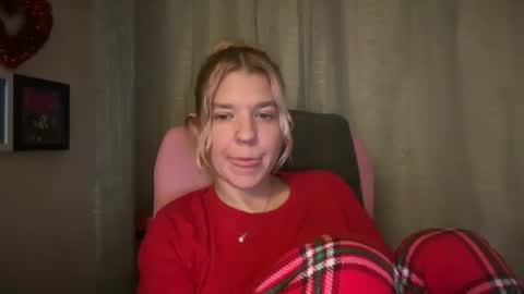 Snapshot of ebony8ivory chatting on February 26, 2026, 1:48 am americnbarbie online show from February 26, 2026, 1:48 am