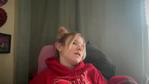 Snapshot of ebony8ivory chatting on February 26, 2026, 3:11 pm americnbarbie online show from February 26, 2026, 3:11 pm