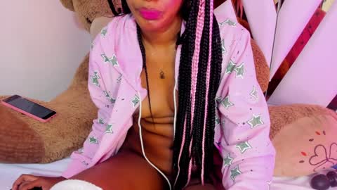 Luci  online show from January 17, 2025, 8:02 am