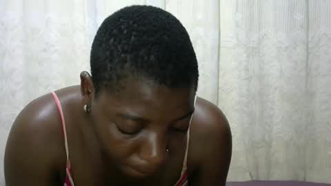 Snapshot of ebony_candy1998 chatting on October 15, 2025, 7:14 pm ebony_candy1998 online show from October 15, 2025, 7:14 pm