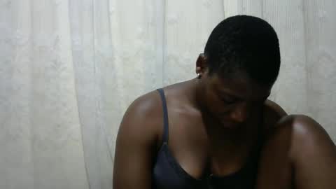 Snapshot of ebony_candy1998 chatting on October 22, 2025, 7:57 pm ebony_candy1998 online show from October 22, 2025, 7:57 pm