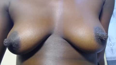 ebony choco2 online show from February 14, 2025, 9:10 pm