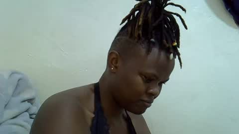 ebony_cuttey30 online show from July 12, 2026, 1:02 pm