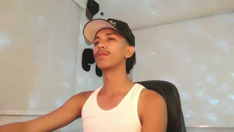 Snapshot of ebony_fuckboy chatting on November 19, 2025, 7:03 pm ebony_fuckboy online show from November 19, 2025, 7:03 pm